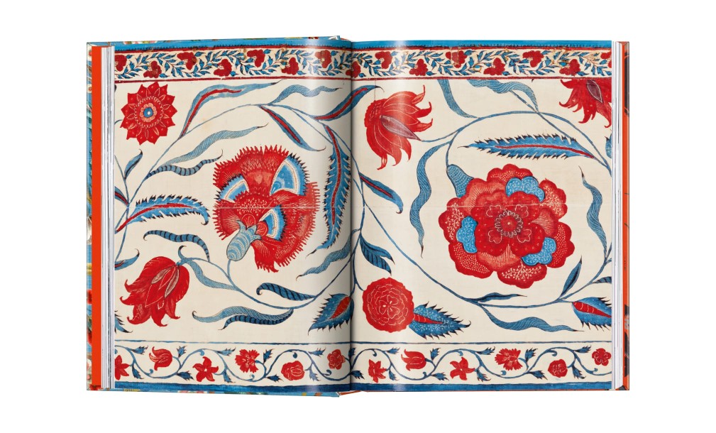 Книга «Книга набивных тканей»/Printed Fabrics