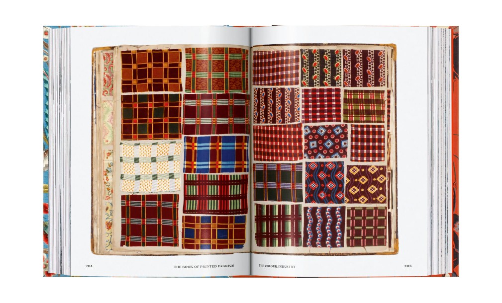 Книга «Книга набивных тканей»/Printed Fabrics