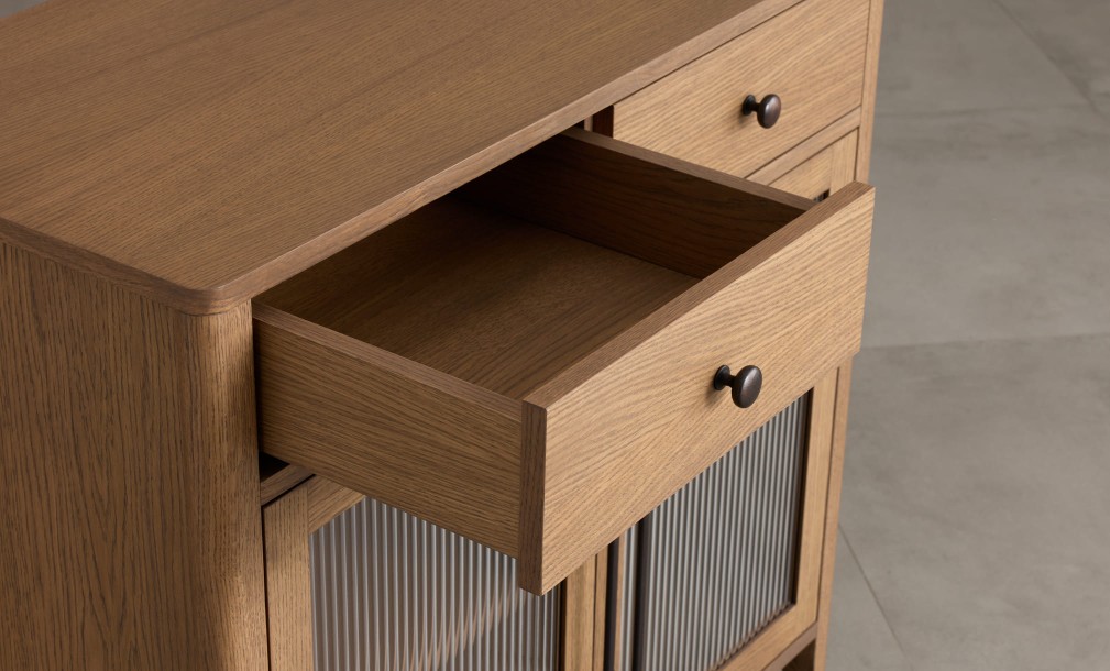 Витрина низкая двухстворчатая Ecru