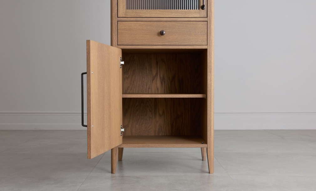 Витрина Экрю одностворчатая левая