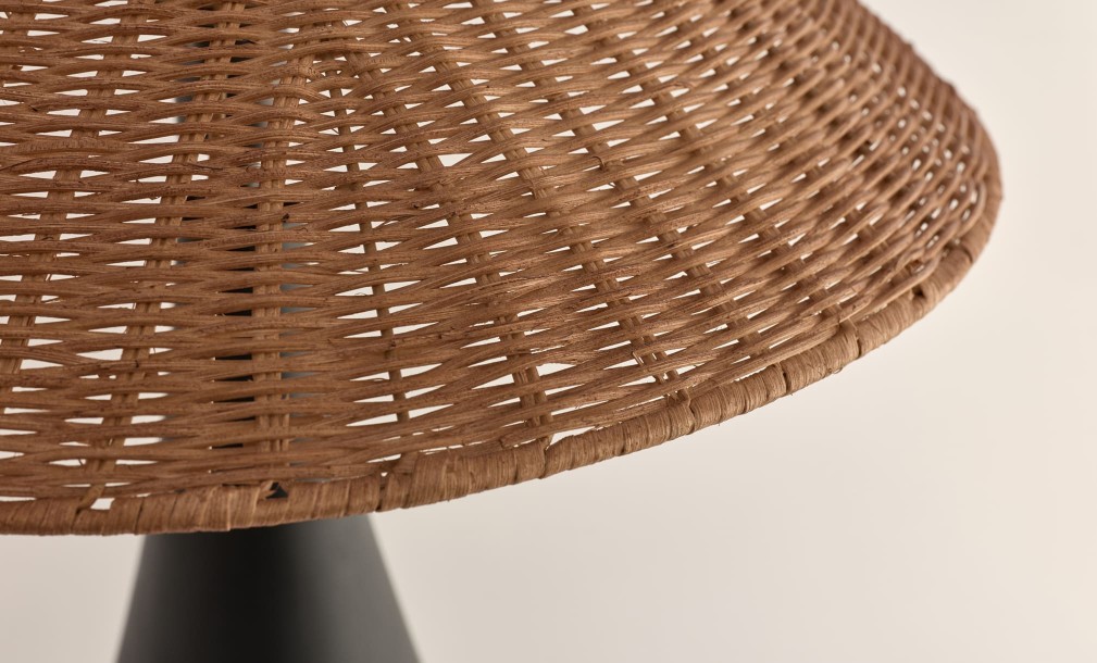 Настольная лампа Sanga