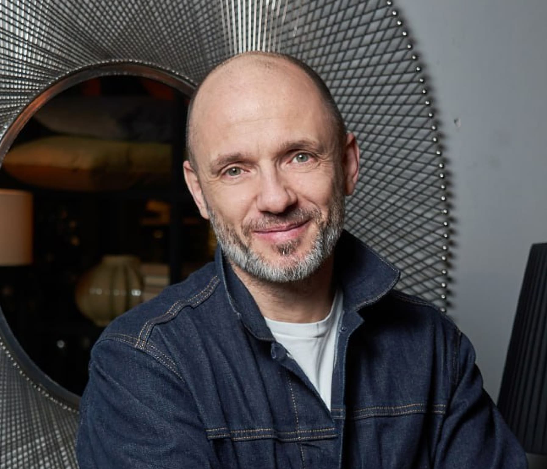 Владимир Шутов