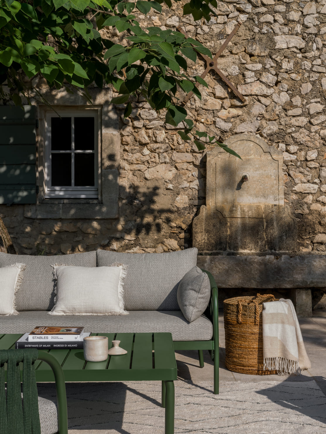 Пространство, где время течёт медленнее